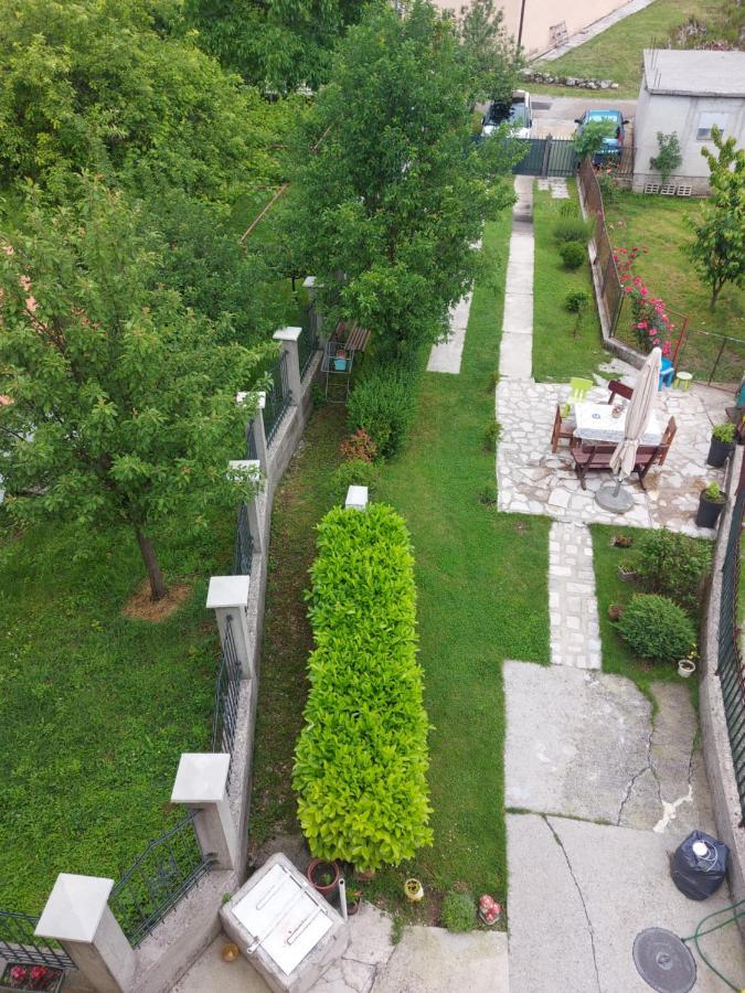 Lucic Guesthouse เซทินเจ ภายนอก รูปภาพ